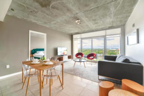 Spacious and Stylish Condo at Midtown w Top Amenities!